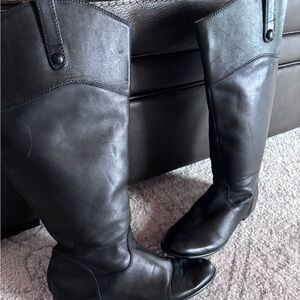 Beautiful black leather boots by Caio Bella in excellent condition size 9
